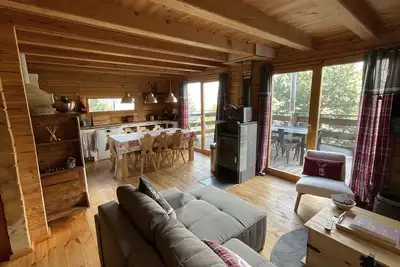 Image de Chalet haut de gamme au Sauze / la Conchette