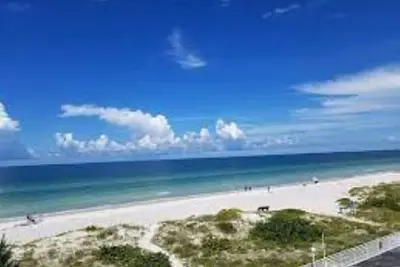 Image de 3 Bedroom House With air Conditioning Near the Beach :)