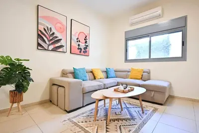 Central 1br for 4 Ppl in Ben Yehuda by HolyGuest