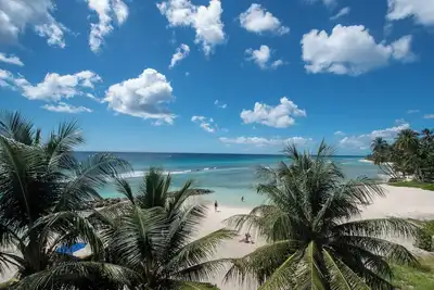 Middle Camelot 1 Bedroom On The Beach
