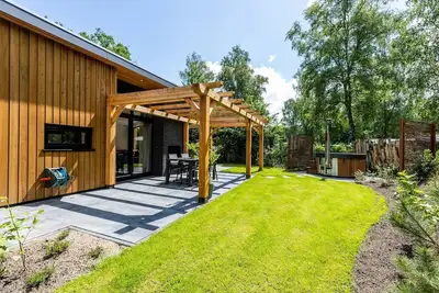 Image de Enjoy without worries in the hot tub