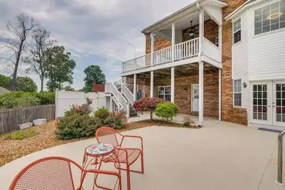 Image de Tennessee Vacation Rental w/ Balcony!
