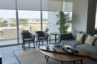 Image de Riva 404 A · Classic 2br Condo pool near beach