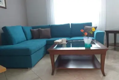 Aggeliki's Place Detached Home With Yard/parking