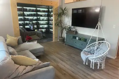 Image de Farmhouse style with a bit of hippie flair in Sebastian, Florida