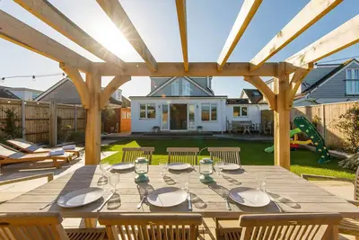Image de 4br Beach House sleeps 10 - 5 mins walk to the Sea