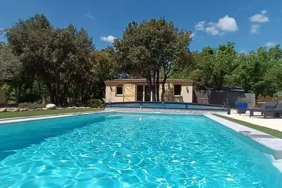 Image de Cottage La Pitchounette Mas Val-Chênaie pour 2 personnes Gordes
