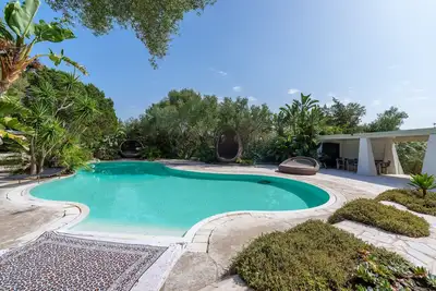 Image de Villa 'Smeralda' avec vue sur la mer, piscine privée et Wi-Fi