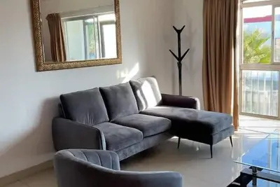 Image de 3 Beds in Coral Road\n