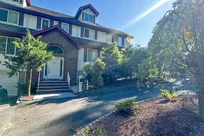 Image de 2000 sqft near Nyc