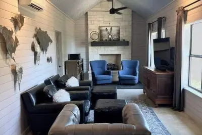 Image de Private Beautiful Casita  just 3 mls from Wimberley Square. 88 acres of property