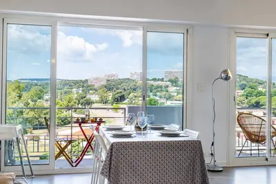 Image de Cocon lumineux avec vue sur mer