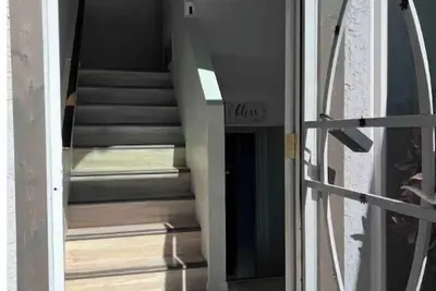 Image de Family 4 Bedroom home with outdoor pool