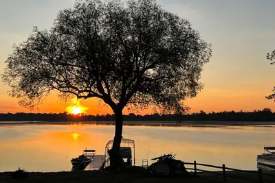 Image de Cozy log house on beautiful Kelly Lake in Suring Wisconsin