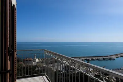 Image de Marechiare - Deux Chambres Appartement, Couchages 4