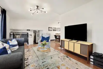 Image de Stylish Retreat near Pec + Beaches + Parks +Fishing + Boating + Cycling