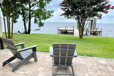 Image de Pleasant Sounds Waterfront home in Edenton\n