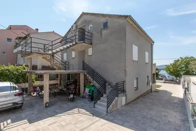 Image de Superbe appartement à Turanj avec WiFi