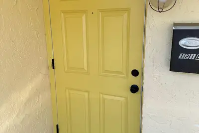 Image de Beach Condo right down the street from the beach