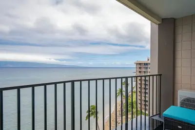 Image de 1 Bedroom Oceanfront Penthouse - Valley Isle 1209