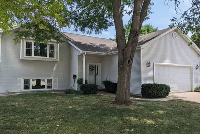 Image de Charming 4 bedroom Bi-level level home