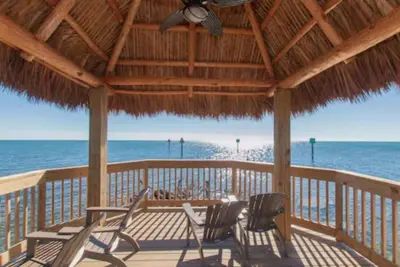 Image de Condo with Pool and Beach Access