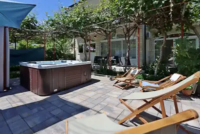 Image de Appartement de trois chambres avec la terrasse Matulji, Opatija (A-21553-a)