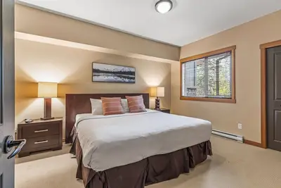 Image de Spacious King Bed with Pool & Hot Tubs