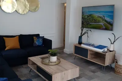 8br House | Perfect for Groups & Families | Wi-Fi