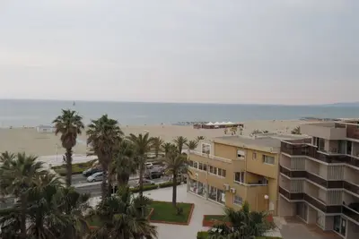 Image de Deux-Pièces à Canet-Plage avec Parking, Loggia et Vue Mer