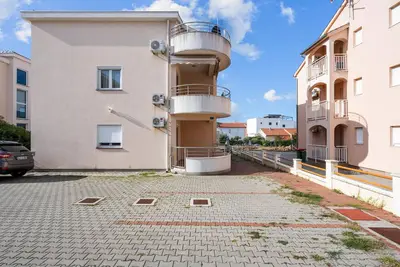 Image de Superbe appartement à Srima avec WiFi