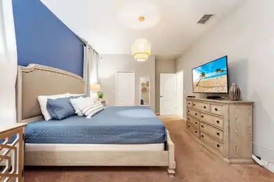 Image de Grand 9br Disney Villa | Private Pool and Magic