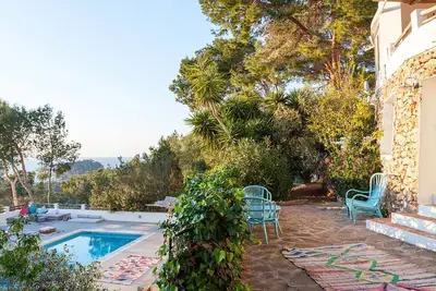 Image de My Rental Homes | Villa Cave with garden and   pool