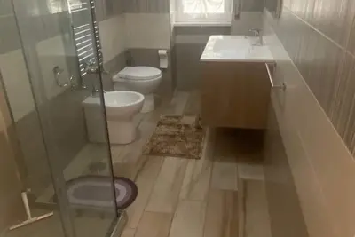 Image de Apartment near the center. 2 bedrooms, 1 bathroom and kitchen.