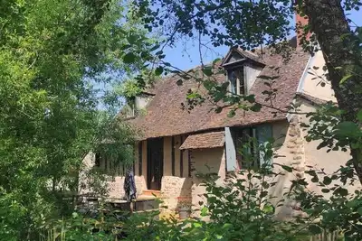 Image de Les Plançons, terrasse les pieds dans l'eau près de Sancerre