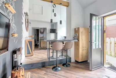 Image de Cosy Lodge - Charmant lodge en plein cœur de Dinan