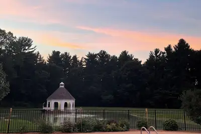 Image de Blacksmith Lodge: Elegance & Charm on The Morris Estate\nNiles, Michigan