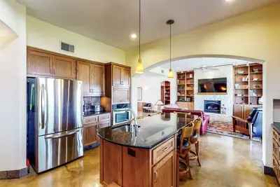 Image de Country Retreat | House in Bartlett