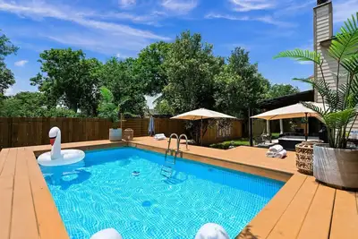 Image de 6 Bedroom Villa | Pool | Hot Tub | Party Cabana