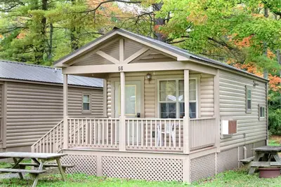 Image de Deluxe Cabin 42 w/ 4 Beds