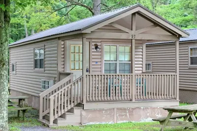 Image de Deluxe Cabin 41 w/ 4 Beds