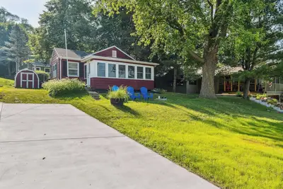 Image de Delavan Retreat w/ Patio on Turtle Lake!