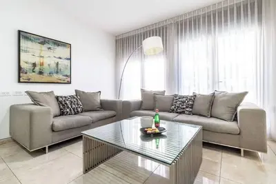 Image de Luxury 3 bedroom apt, Harav Kook7