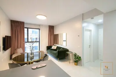Gorgeous 1 bedroom apt \" J Tower\"