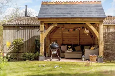 Image de Hatterrall Barn - Luxury Barn Conversion With Hot Tub, Garden and Mountain Views