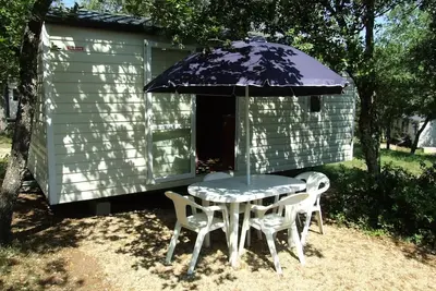 Image de Mobil Home Sans Sanitaire Climatisé - 2 ch - 18m² / Garrigue 4 personnes
