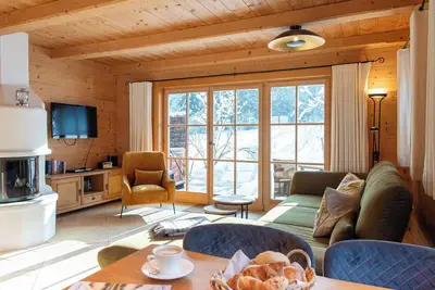 Image de Luxury chalet category 1, 85sqm, 2 bedrooms, 2 bathrooms, fireplace, terrace with Jacuzzi