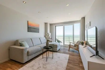 Image de Huswell - Cosy apartment with frontal seaview