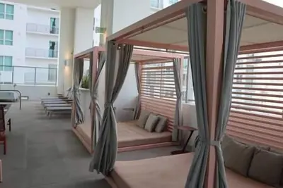 Image de Luxury brand New apartment in the Heart of Miami