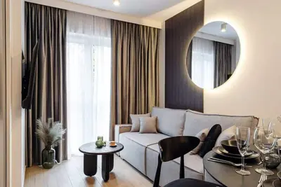 Image de Relax in modern bedroom apartment near Main Square